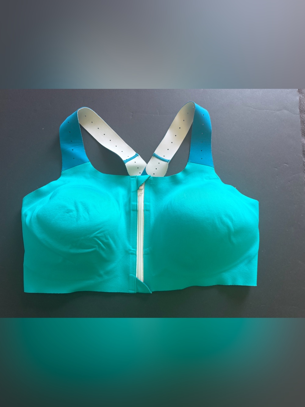 Brooks women’s sports bra - size 38DD/E